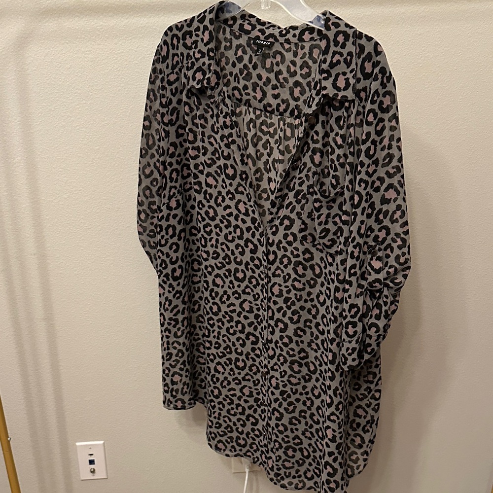 Torrid Black and Gray Leopard Print Sheer Tunic